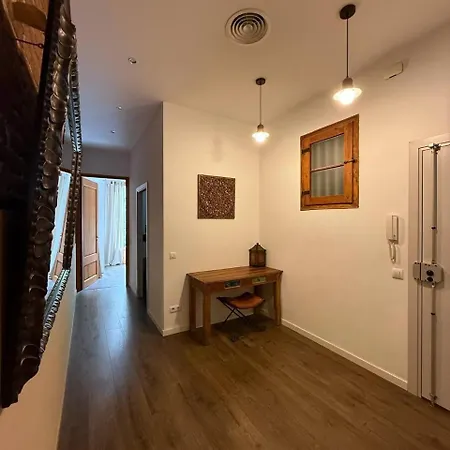 Centric 2 Bedroom Barcelone