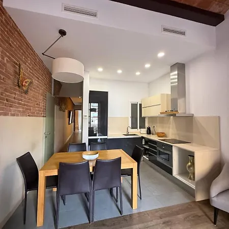 Centric 2 Bedroom Апартаменты